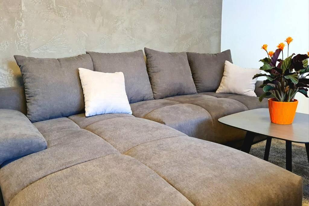 Rivulet 2 Bedroom Apartment バーデン＝バーデン エクステリア 写真